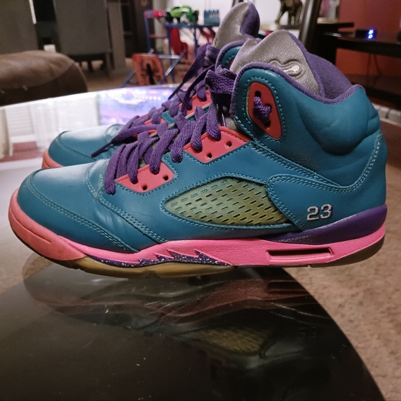 Jordan 5 Tropical Teal Size 6y - Picture 2 of 8
